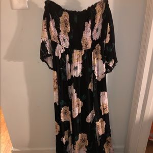 Lulu’s Floral Maxi Dress